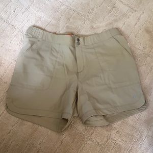 Brand New Women’s Stretchy Khaki Short